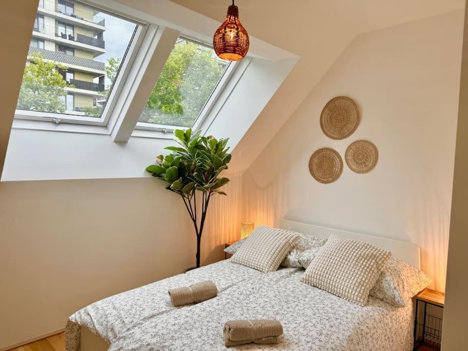 Rooftop Apartment With Balcony & Free Parking Vídeň Exteriér fotografie